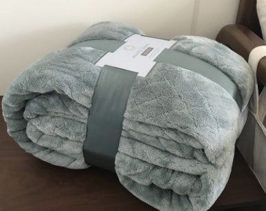 KTX-662227 Lightweight Coral Fleece Flannel Blanket for Office and Summer Use - Multiple Sizes Available