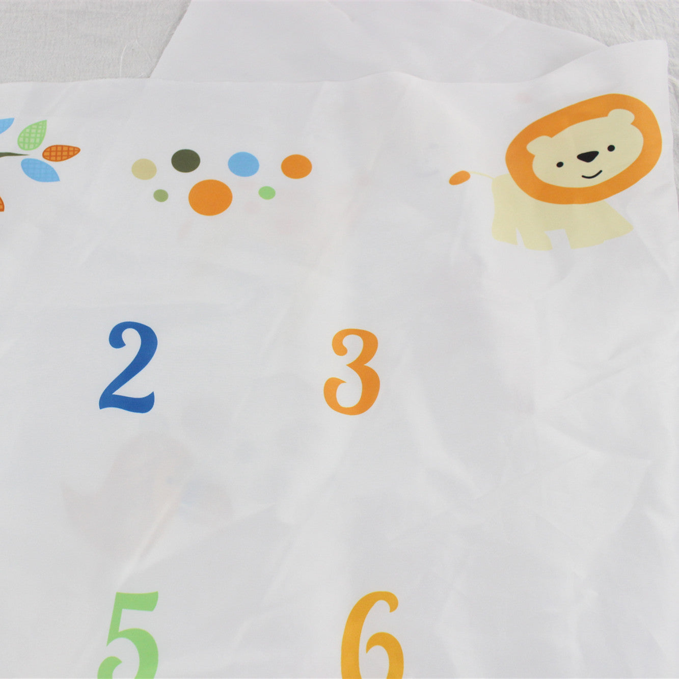 KTX-663635 Baby Full Moon Photography Backdrop Cloth - Polyester, 100x100cm, Cartoon Animal Design