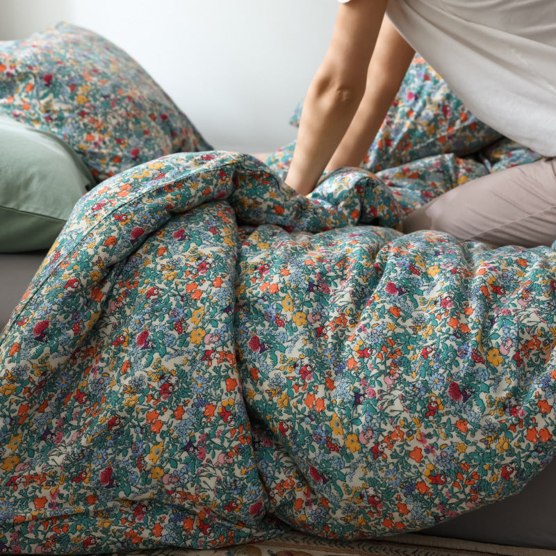 KTX-678035 Cotton Floral Quilt Cover Set with Knitted Fabric, Pillowcase & Sheet for Comfortable Sleep