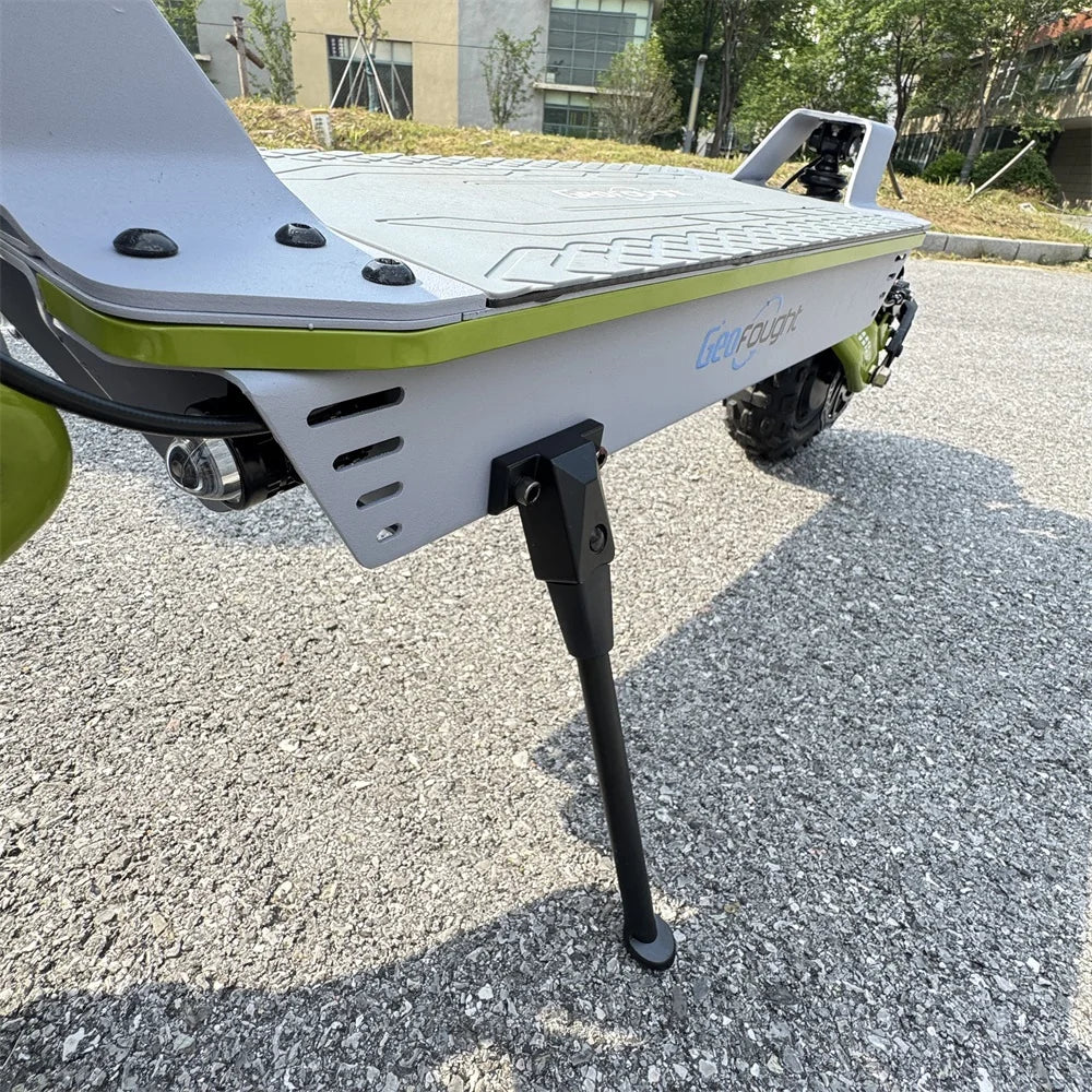 KTX-682195 60V Dual Motor 6000W Foldable Electric Scooter, 90km Range, Waterproof Design, 150kg Load Capacity