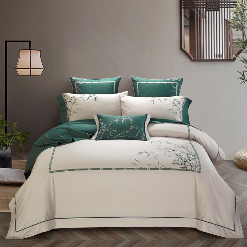 KTX-682323 Elegant Cotton Embroidery Bedding Set for 1.5m/2.0m Beds - 4-Piece Collection with Quilt, Sheet, and Pillowcases