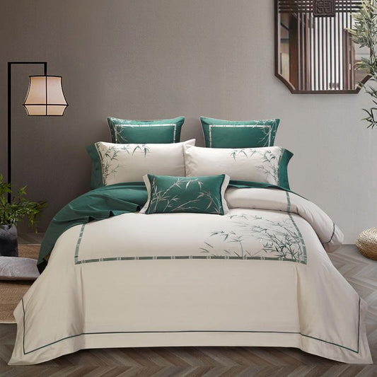 KTX-682323 Elegant Cotton Embroidery Bedding Set for 1.5m/2.0m Beds - 4-Piece Collection with Quilt, Sheet, and Pillowcases