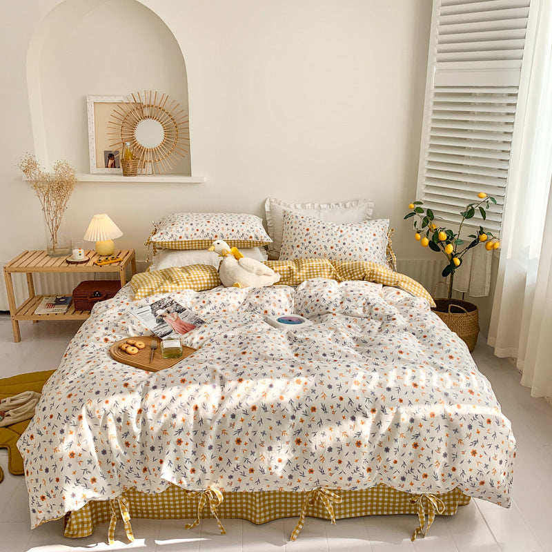 KTX-690067 Small Floral Cotton Bedding Set - Four-Piece Pastoral Style for Twin, Full, or King Beds