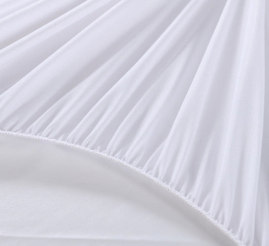 KTX-692691 White Knitted Fabric Bedspread and Mattress Protector for 1.8m Beds, Multiple Sizes Available