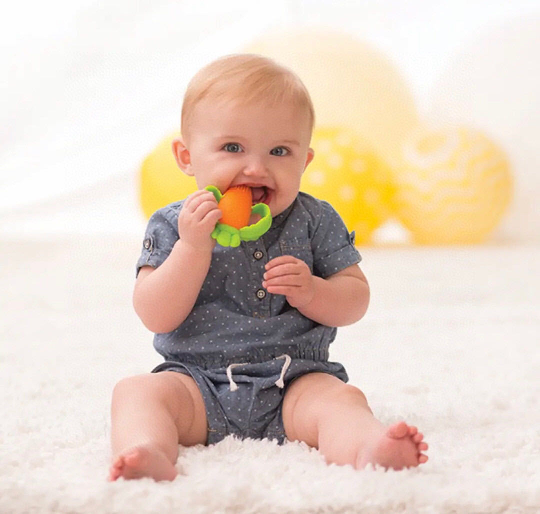 KTX-698963 Infantino Baby Tino Carrot Teether Toy for Infants, 0-2 Years, Plastic, 100 x 80 mm