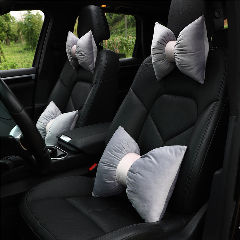 KTX-699091 Retro Velvet Car Neck Guard for Travel and Relaxation