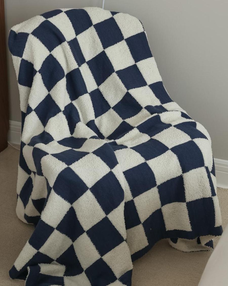 KTX-703507 Checkerboard Pattern Lamb Fleece Sofa Blanket in Multiple Colors - Cozy and Stylish Home Accessory