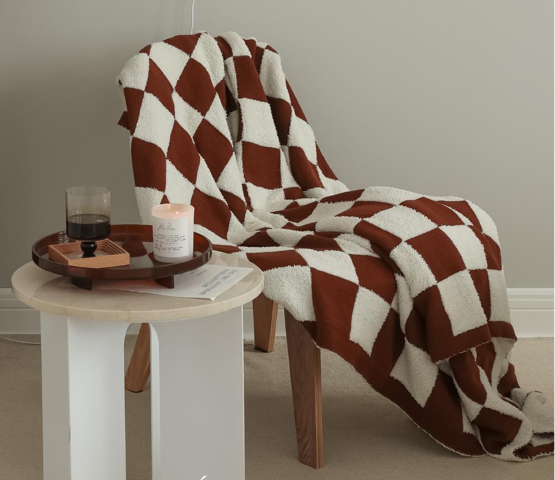 KTX-703507 Checkerboard Pattern Lamb Fleece Sofa Blanket in Multiple Colors - Cozy and Stylish Home Accessory