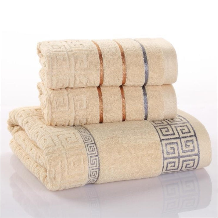 KTX-704467 Three-Piece Cotton Towel Set with One Bath Towel and Two Hand Towels