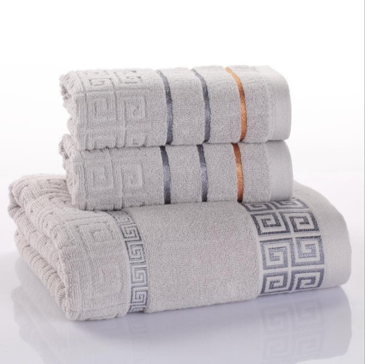 KTX-704467 Three-Piece Cotton Towel Set with One Bath Towel and Two Hand Towels