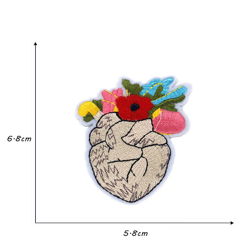 KTX-714771 Embroidered Polyester Fabric Sticker for Car Sun Love Decorations