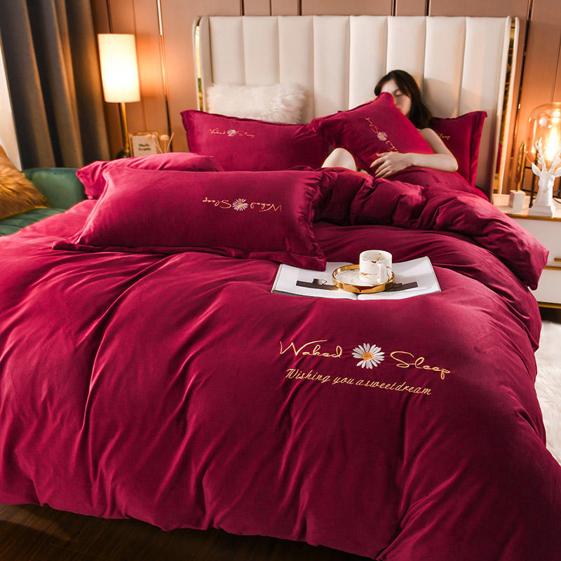 KTX-719379 Embroidered Crystal Velvet 4-Piece Bedding Set - Soft and Comfortable Design