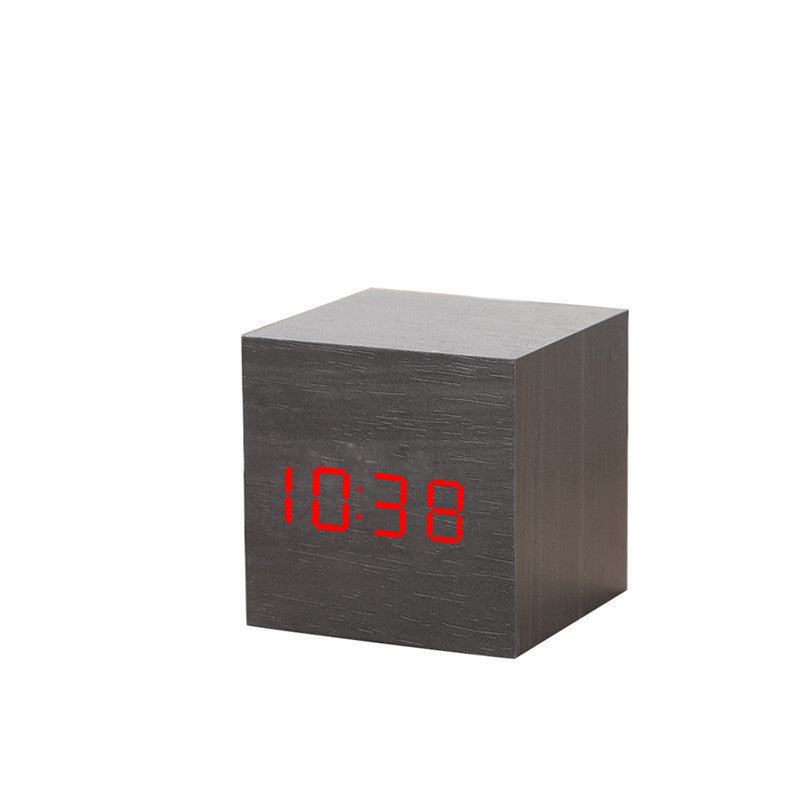 KTX-719379 Natural Wood LED Digital Alarm Clock with USB and Battery Power Options