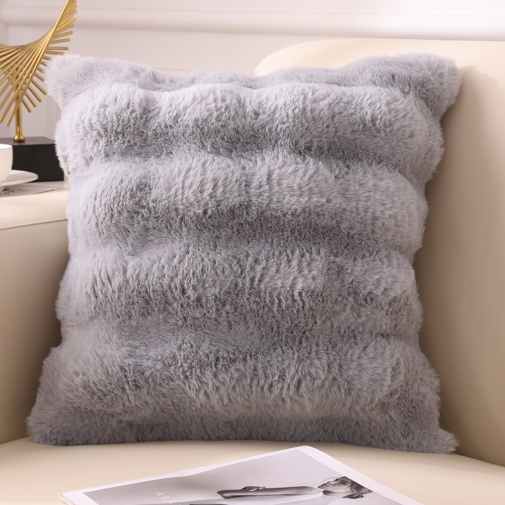 KTX-727251 Nordic Geometric Plush Pillowcase - Soft and Stylish Design