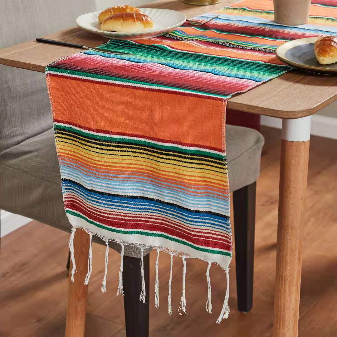 KTX-758995 Woven Cotton Tablecloth with Tassels - Versatile Beach Blanket, Picnic Mat & Home Decor