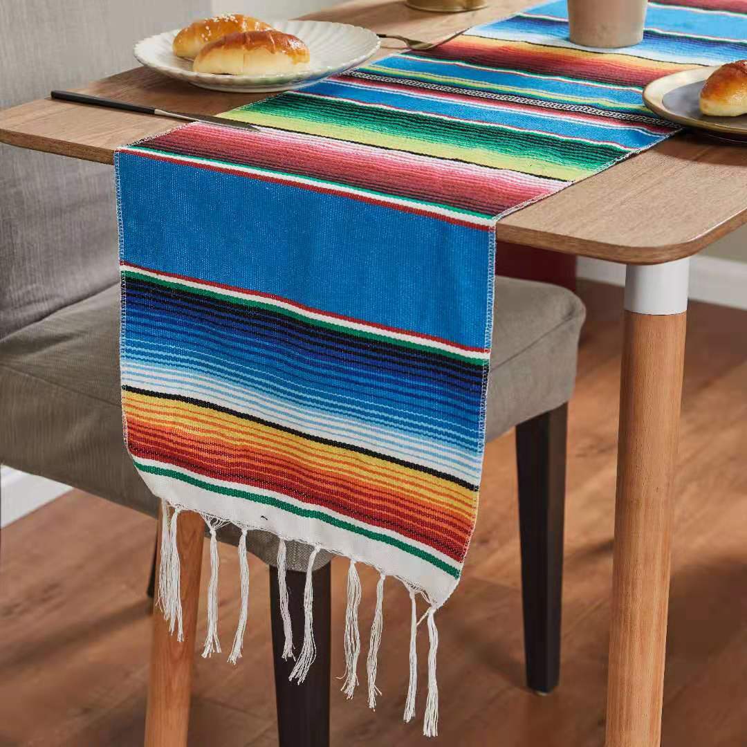 KTX-758995 Woven Cotton Tablecloth with Tassels - Versatile Beach Blanket, Picnic Mat & Home Decor