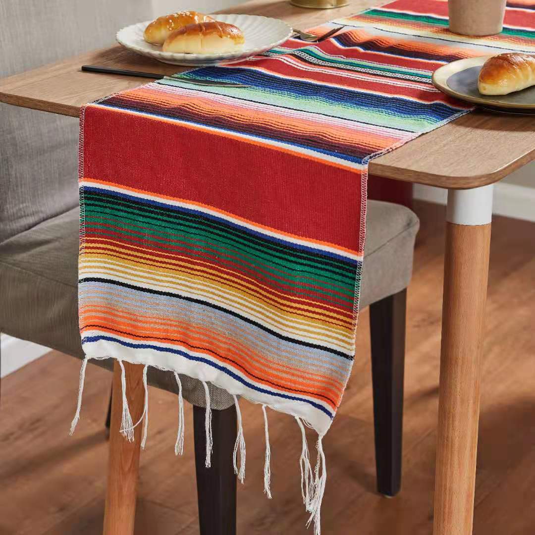 KTX-758995 Woven Cotton Tablecloth with Tassels - Versatile Beach Blanket, Picnic Mat & Home Decor