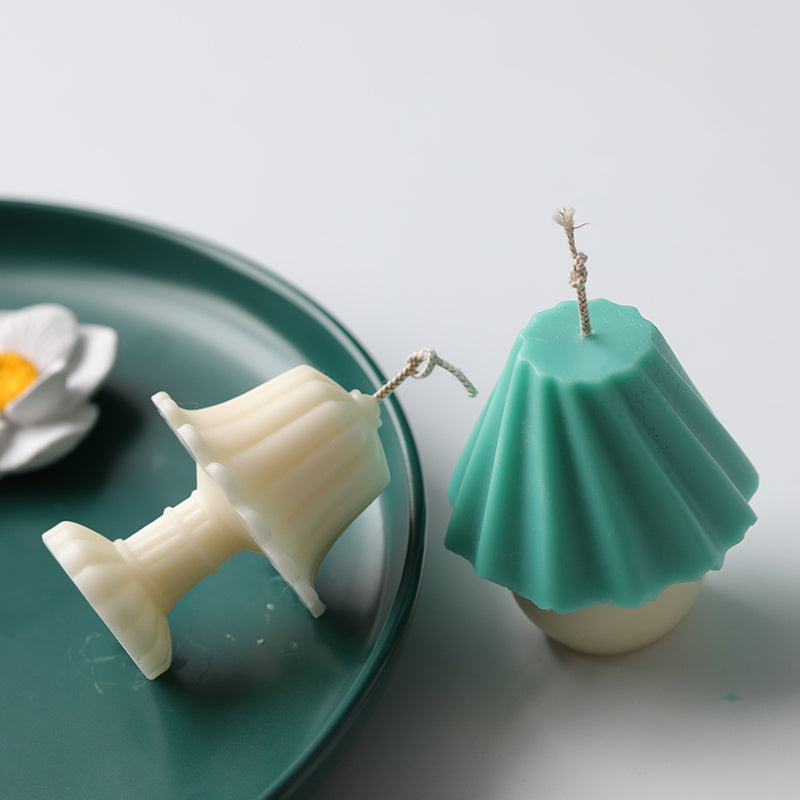 KTX-762067 Elegant Handmade Silica Gel Candle Mold and Lamp Stand Decor