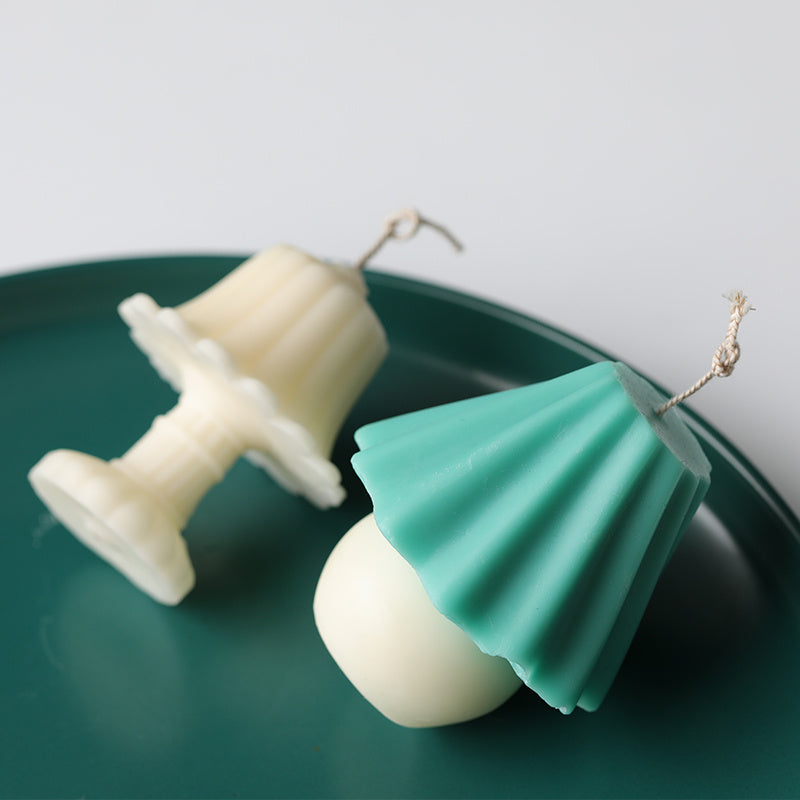 KTX-762067 Elegant Handmade Silica Gel Candle Mold and Lamp Stand Decor