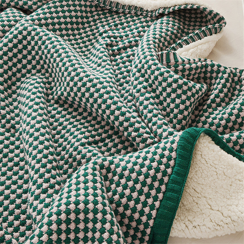 KTX-763987 Thick Wool Blanket with Geometric Patterns in Two-Color Jacquard Designs