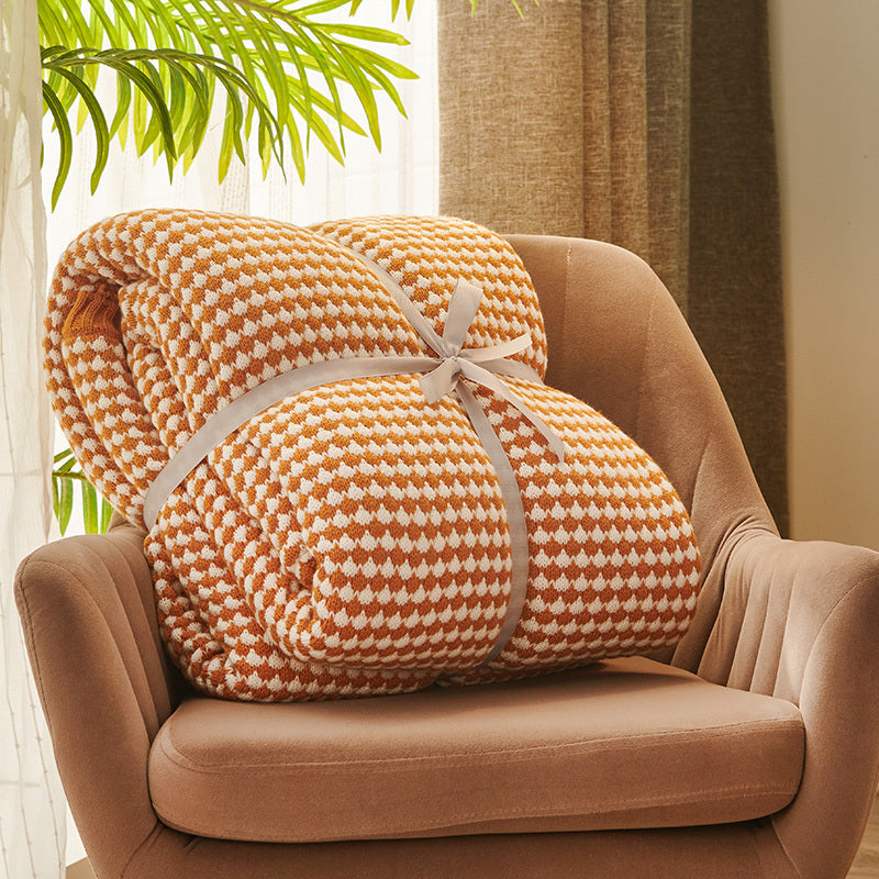 KTX-763987 Thick Wool Blanket with Geometric Patterns in Two-Color Jacquard Designs