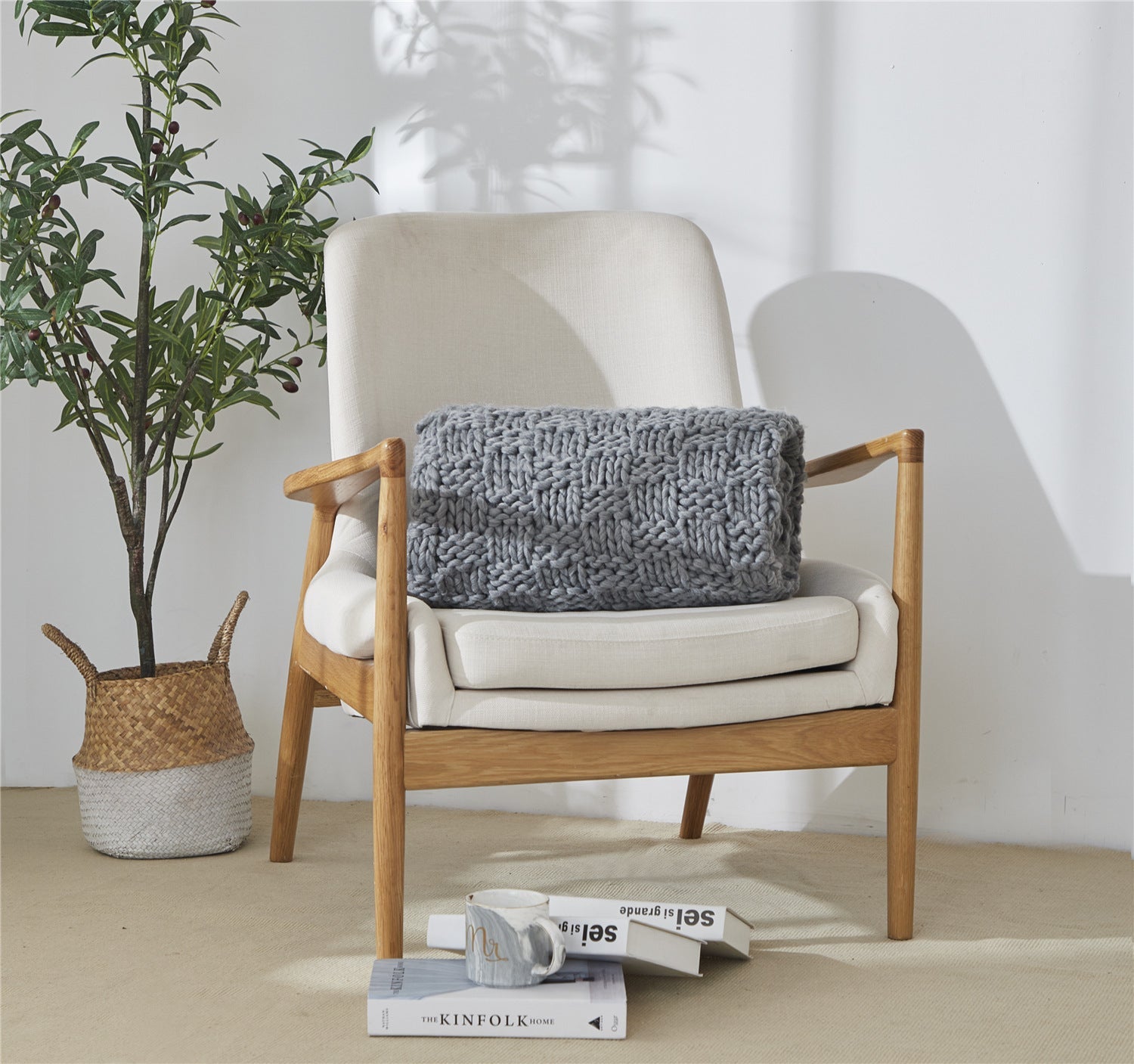 KTX-765651 Modern Grey Iceland Wool Knitted Blanket – 130x160CM for Spring and Autumn