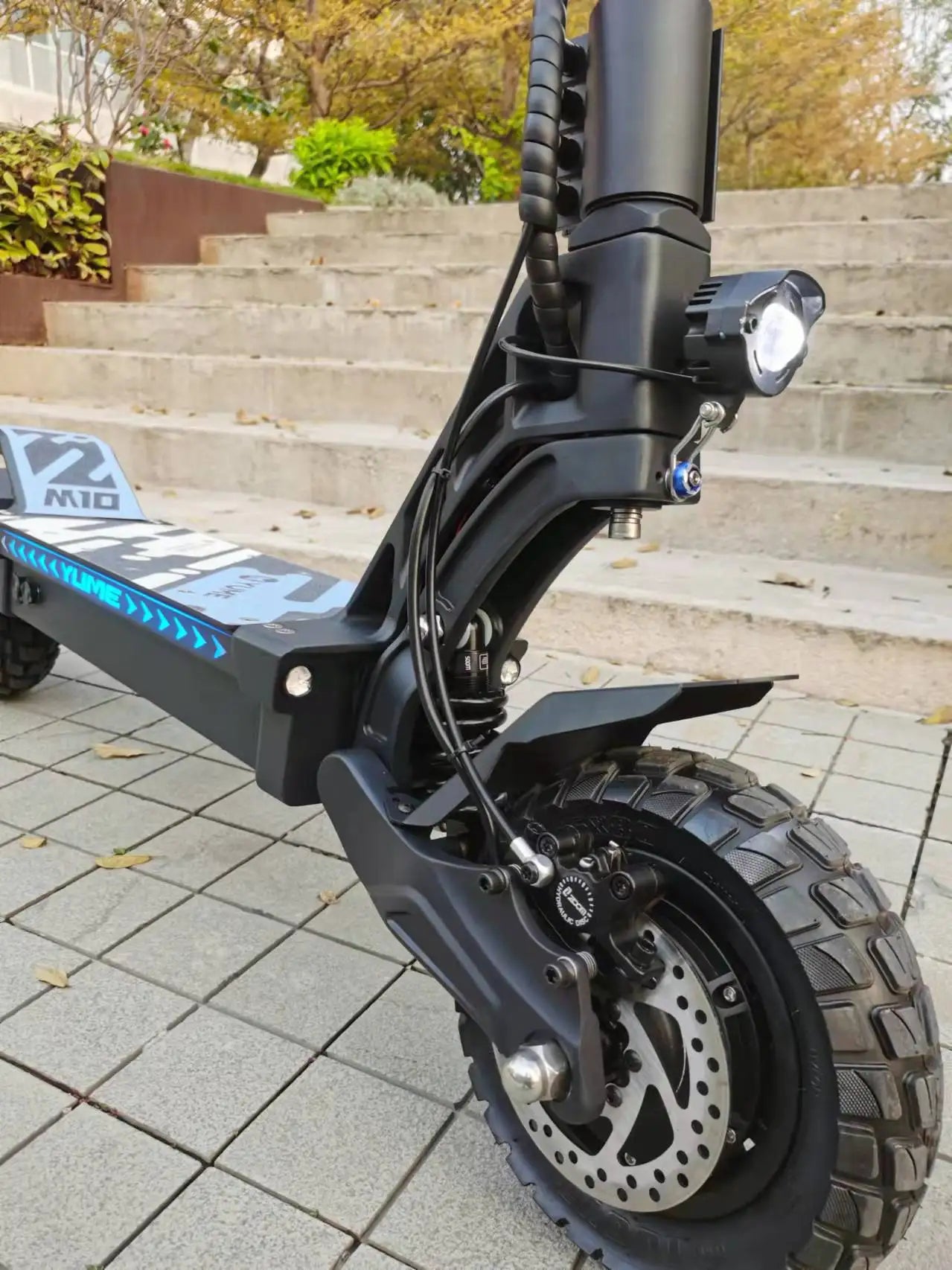 KTX-771923 YUME M10 Electric Scooter 250W Dual Motors 15mph Max Speed 10-inch Off-Road Tires Foldable for Adults