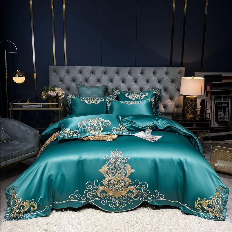 KTX-790995 Solid Embroidered Satin Cotton Bedding Set with Quilt Cover and Pillowcases