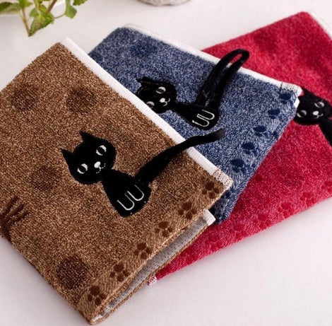 KTX-799315 Cotton Cat Face Towel with Embroidered Tail Design, 25x50cm