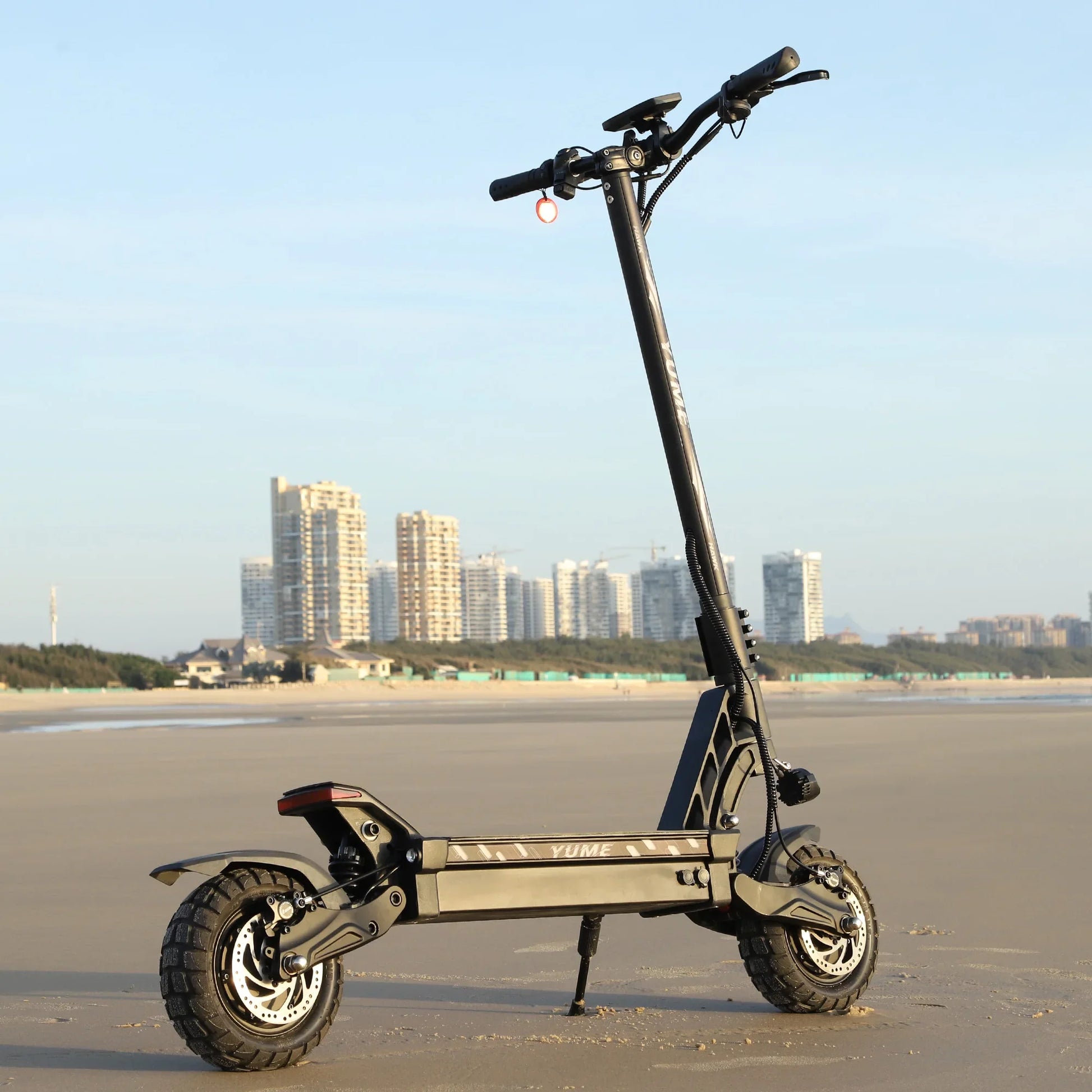 KTX-803539 YUME Hawk 10 Inch Off Road Electric Scooter with Adjustable Suspension and Bluetooth Control