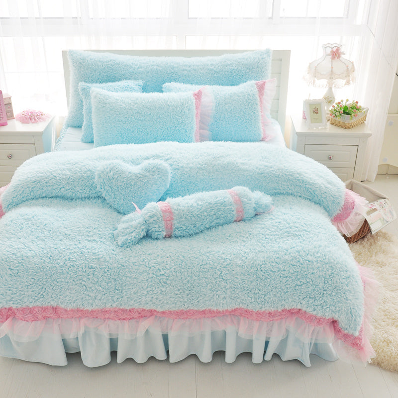 KTX-816531 Cashmere Four-Piece Thick Lace Coral Fleece Bed Suit for 1.2m and 1.8m Beds in White Rose and Winter Love Song Blue Powder