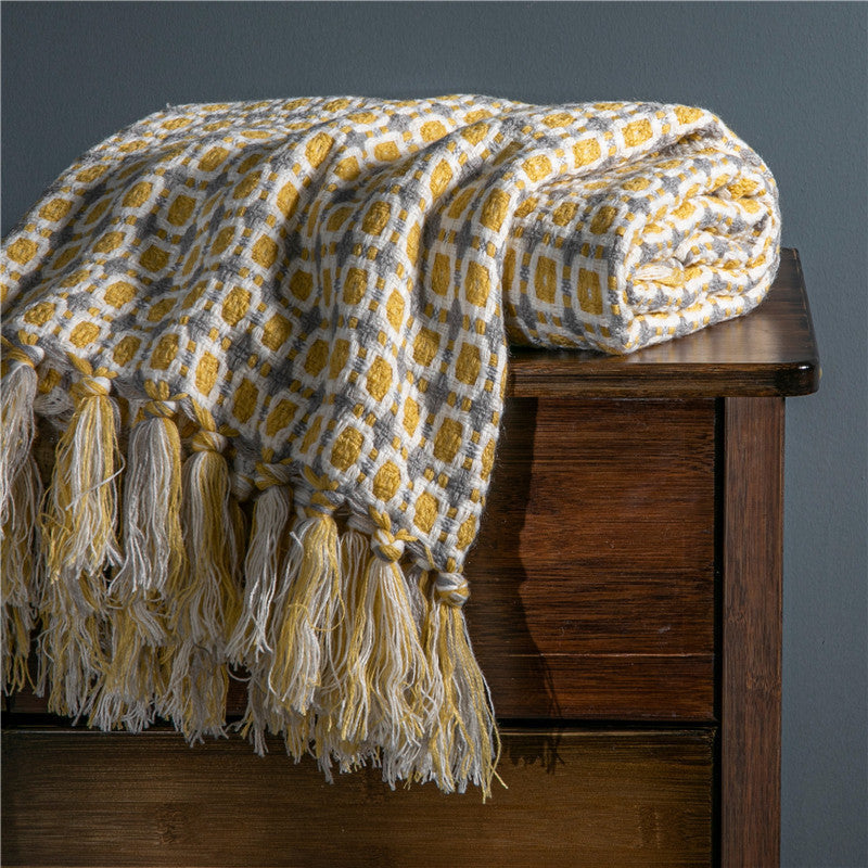 KTX-821459 Geometric Yellow Knitted Shawl with Tassels - Woven Acrylic Blanket (130x162CM)