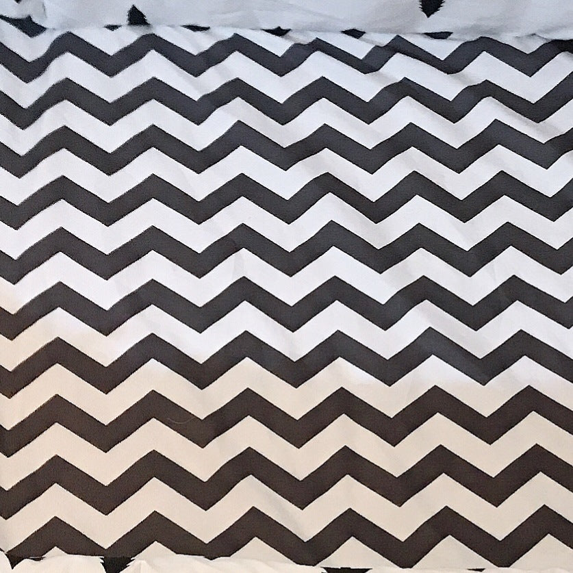 KTX-824915 Cotton Baby Bed Sheet Set with Cartoon Designs - 3-Piece Bedding for Infants