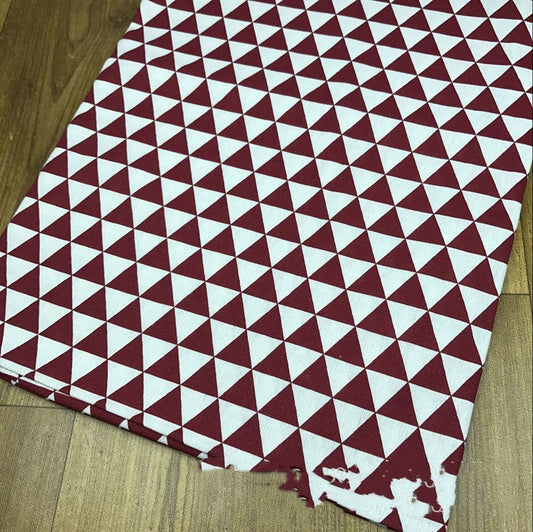 KTX-831187 Cotton and Linen Blend Triangle Print Fabric for Home Decor and Upholstery