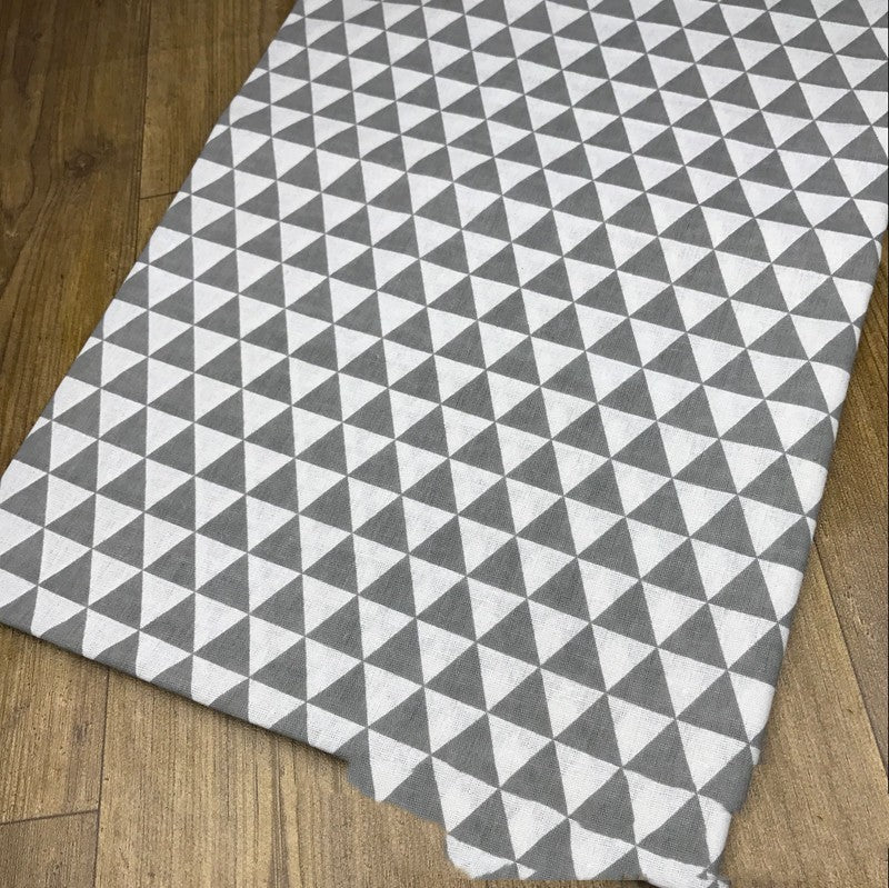 KTX-831187 Cotton and Linen Blend Triangle Print Fabric for Home Decor and Upholstery