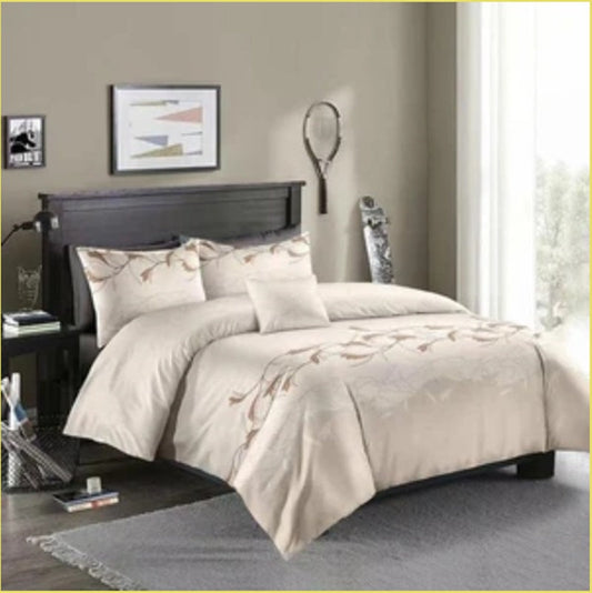 KTX-831315 Three-Piece Rustic Black Floral Bedding Set in Soft Polyester
