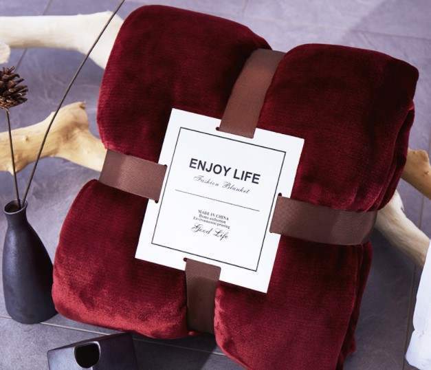 KTX-847315 Double-Sided Coral Fleece Blanket - Thick, Soft Polyester for Cozy Comfort