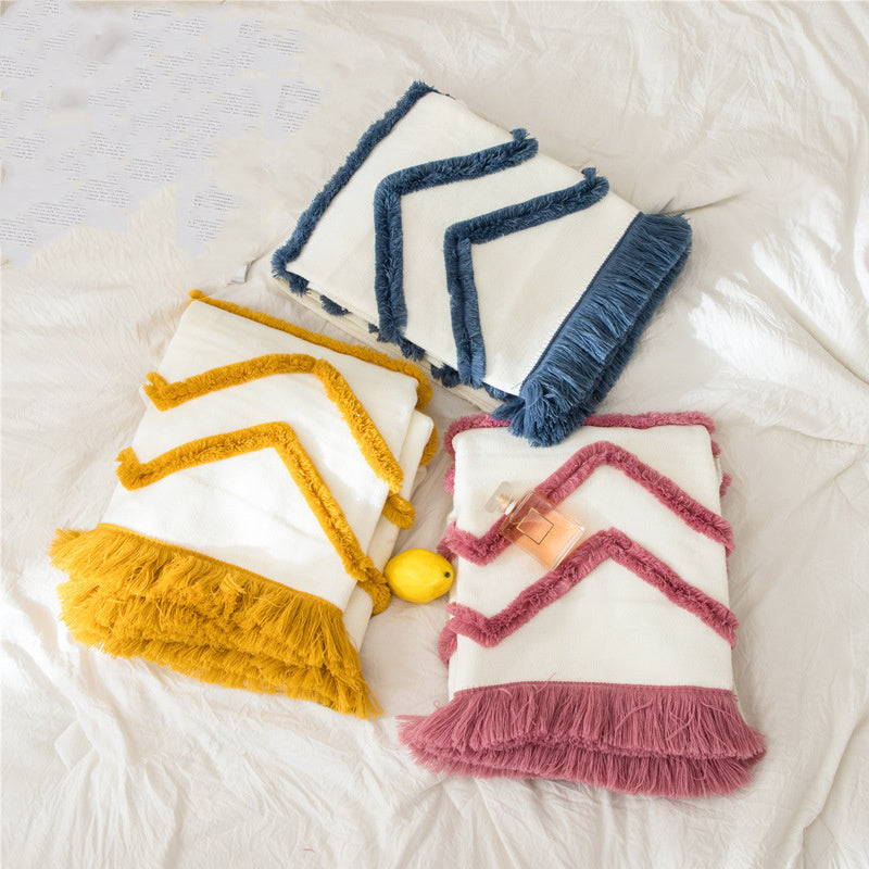 KTX-847635 Knitted Woolen Towel Blanket with Tassels for Home Decor in Nordic Style