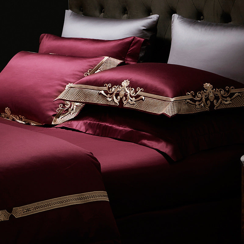 KTX-851539 Luxury Burgundy Four-Piece Wedding Bed Set with Satin Weaving and Cotton Fabric