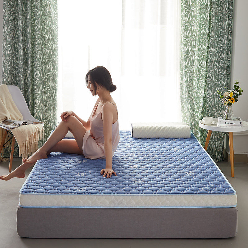 KTX-863443 High Rebound 3D Stereo Latex Mat Tatami Mattress with Lamb Wool Fabric and Breathable Design