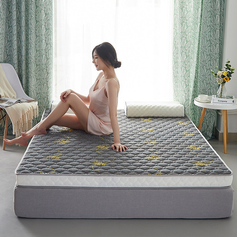 KTX-863443 High Rebound 3D Stereo Latex Mat Tatami Mattress with Lamb Wool Fabric and Breathable Design