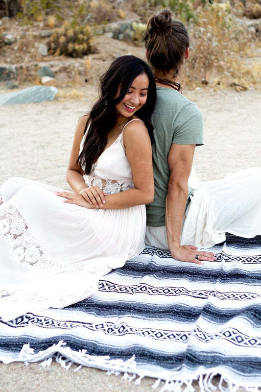 KTX-870931 Geometric Cotton Tassel Blanket in Various Colors - American Style - Multiple Sizes Available