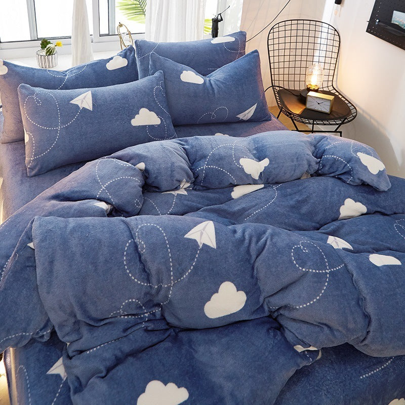 KTX-872339 Flannel Bedding Set of 4 with Cute Floral Patterns - Includes Bed Sheet Cover, Quilt Cover, and Pillowcase