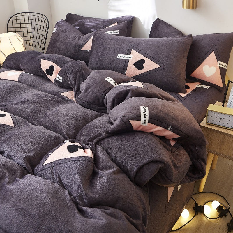 KTX-872339 Flannel Bedding Set of 4 with Cute Floral Patterns - Includes Bed Sheet Cover, Quilt Cover, and Pillowcase