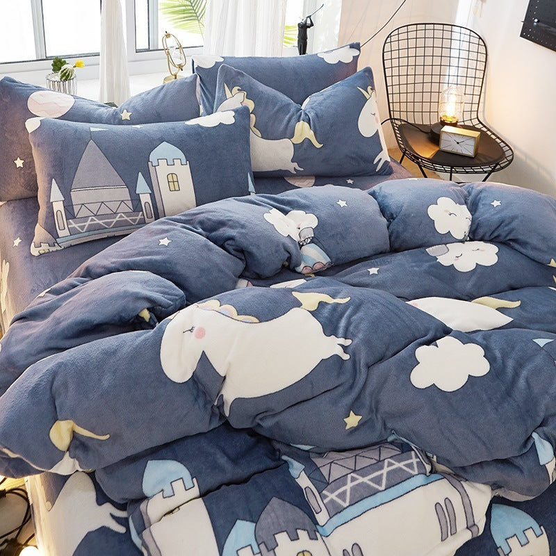 KTX-872339 Flannel Bedding Set of 4 with Cute Floral Patterns - Includes Bed Sheet Cover, Quilt Cover, and Pillowcase