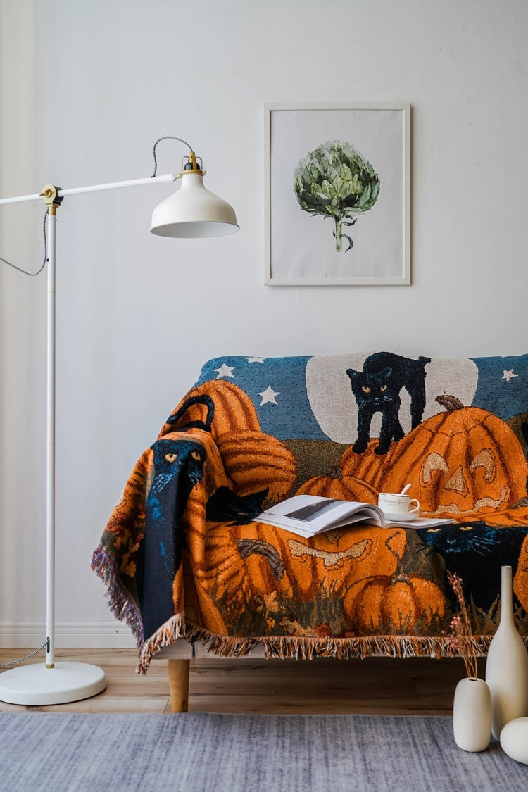 KTX-873171 Halloween-Inspired Cotton and Polyester Tassel Line Blanket for Sofa, Bed, and Window Sill