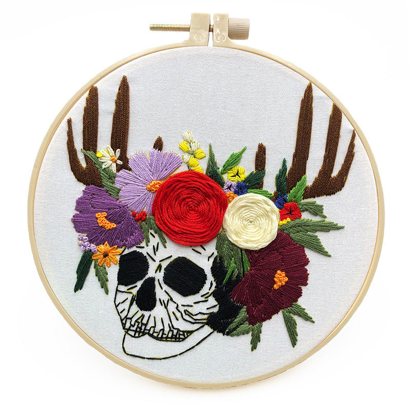 KTX-875155 Beginner's Three Dimensional Embroidery Kit - Cotton & Linen, Modern Designs (Skull Flowers, Pumpkin Spider Web, Halloween Pumpkin)