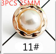 KTX-879763 Natural Resin Detachable Brooch with Strong Fragrance - 25mm Unique Decorative Accessory