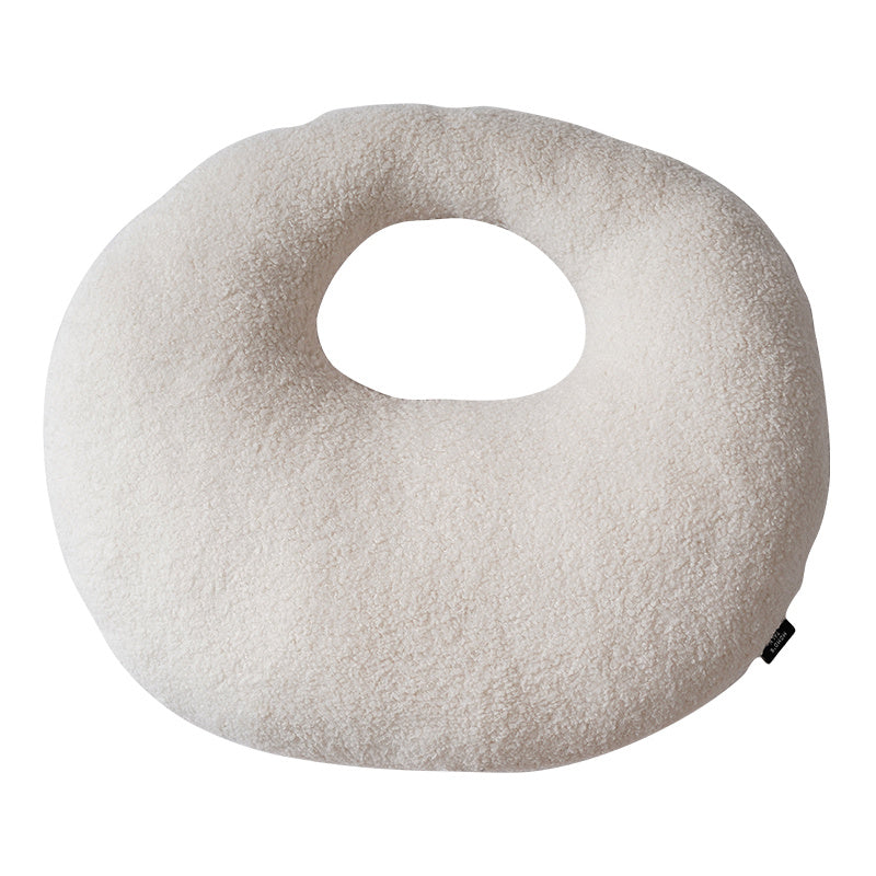 KTX-886163 Checkerboard Design Polyester Pillow for Living Room or Sofa