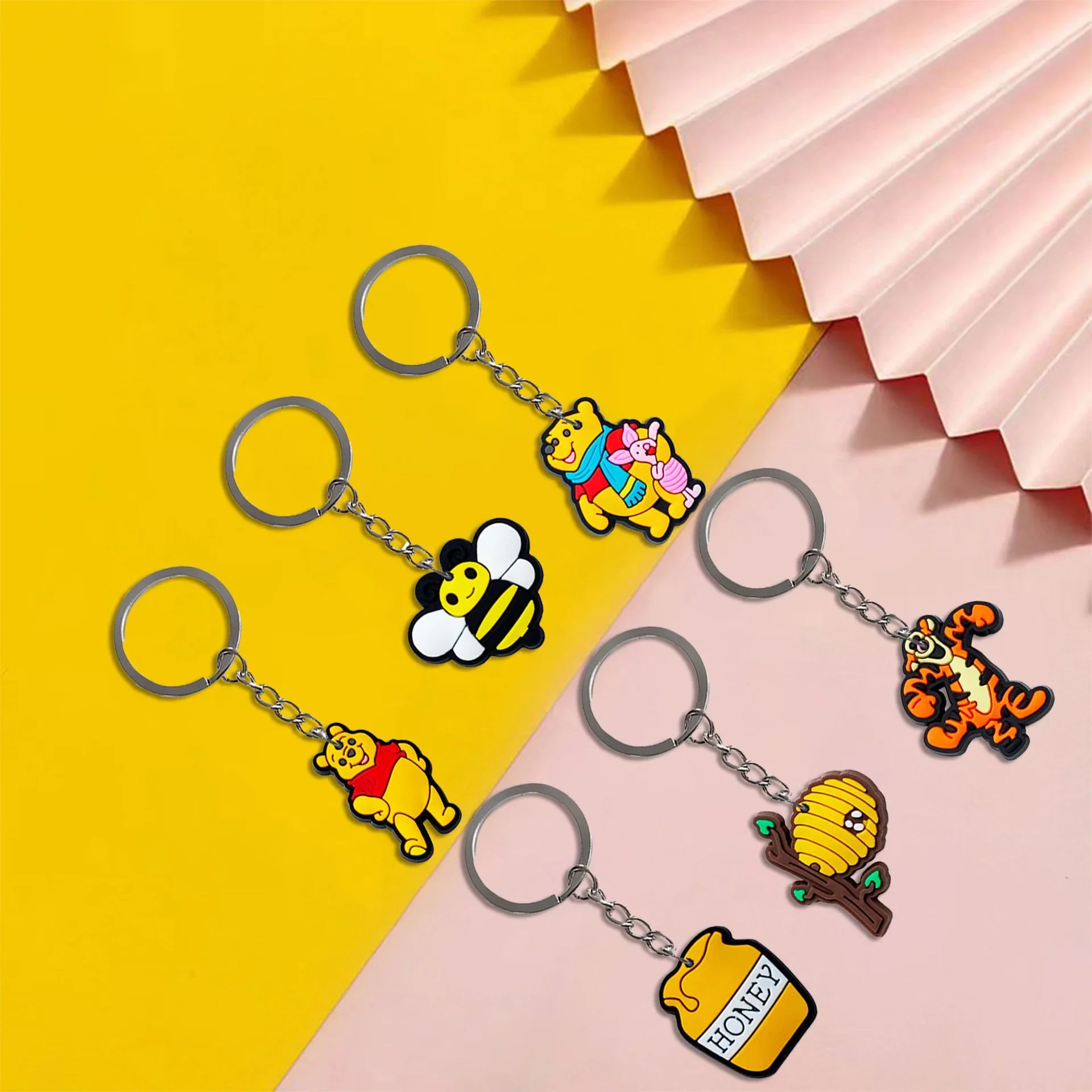 KTX-896723 Cute Soft PVC 3D Cartoon Keychain for Keys - Customizable Design, Multiple Colors Available